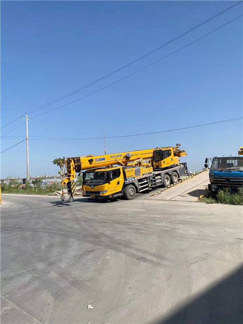 吕梁市吊车作业时，可能会产生哪些额外收费项目？